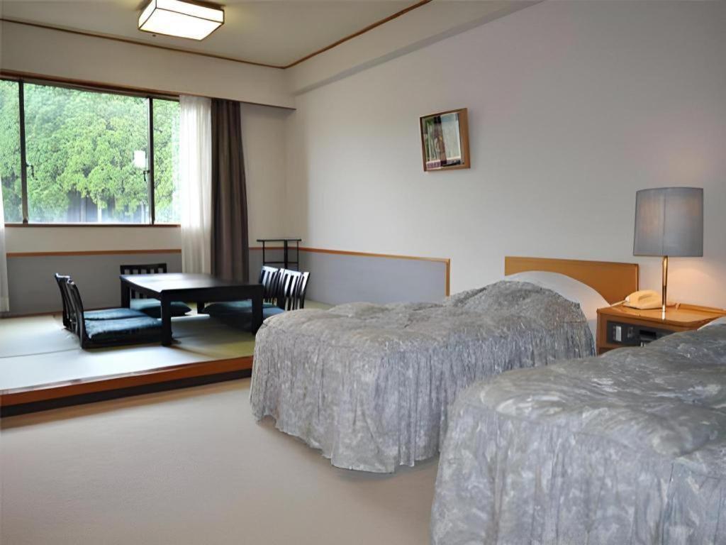 Tateyama Kokusai Hotel Toyama Station Eksteriør billede