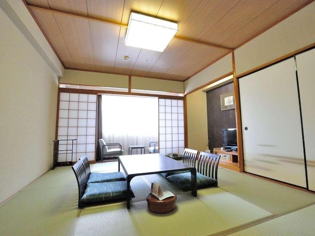 Tateyama Kokusai Hotel Toyama Station Eksteriør billede