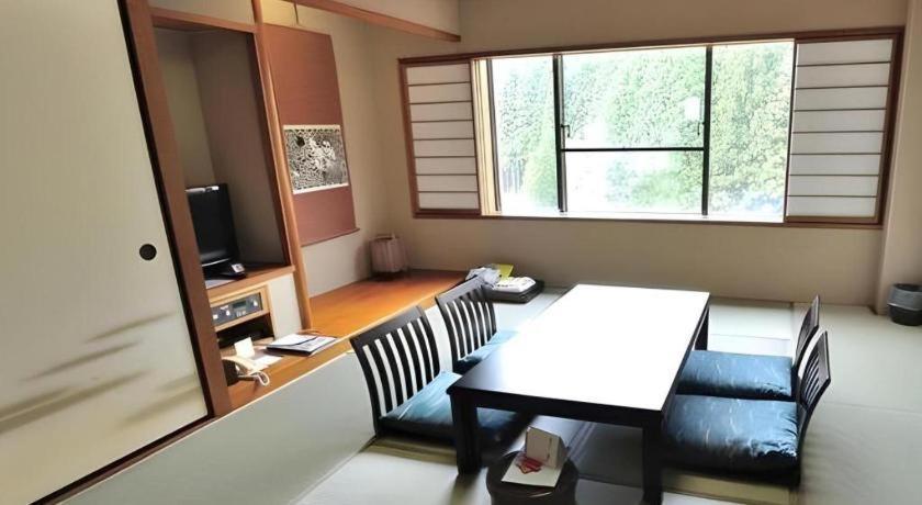 Tateyama Kokusai Hotel Toyama Station Eksteriør billede